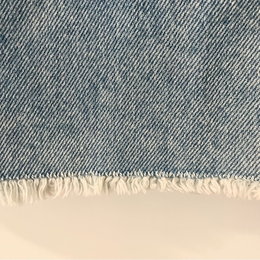 Pilcro Light Wash Denim Jean Skirt Sz 6 - Picture 8 of 11